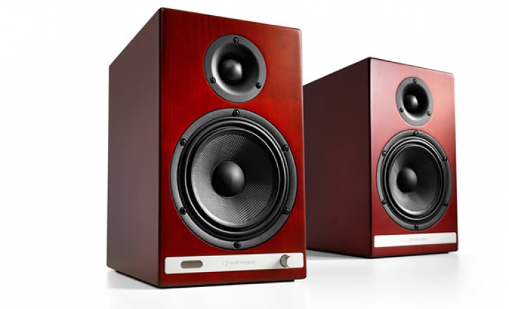 HD6 WIRELESS SPEAKERS (PAIR)