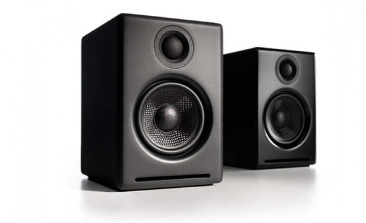 A2+ POWERED SPEAKERS (PAIR)